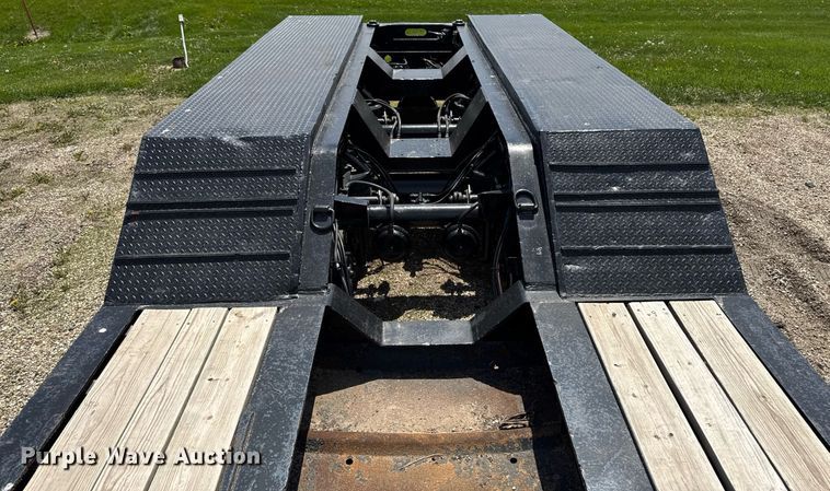 image for item DV2611 2012 XL Specialized Trailers XL110HDG lowboy equipment trailer