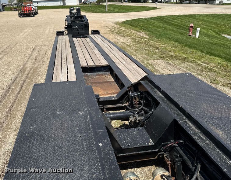 image for item DV2611 2012 XL Specialized Trailers XL110HDG lowboy equipment trailer
