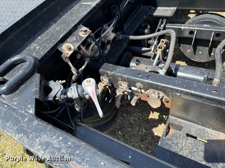 image for item DV2611 2012 XL Specialized Trailers XL110HDG lowboy equipment trailer