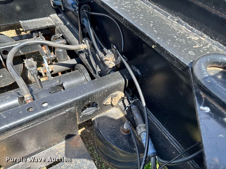 image for item DV2611 2012 XL Specialized Trailers XL110HDG lowboy equipment trailer