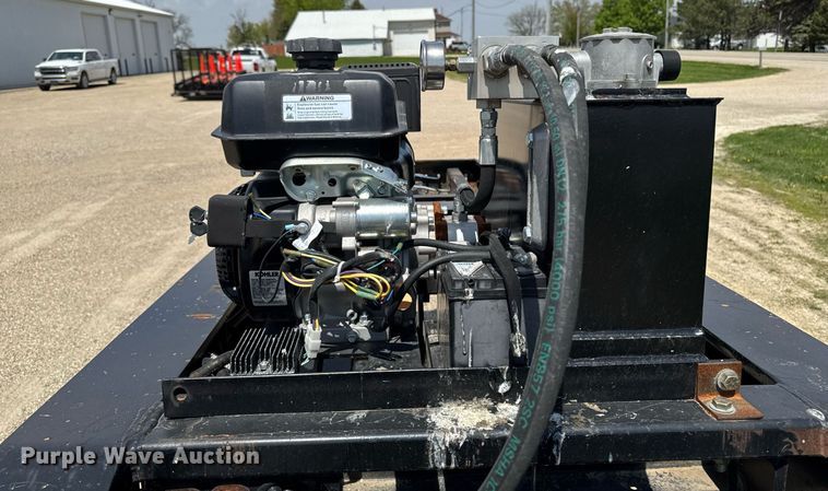 image for item DV2611 2012 XL Specialized Trailers XL110HDG lowboy equipment trailer