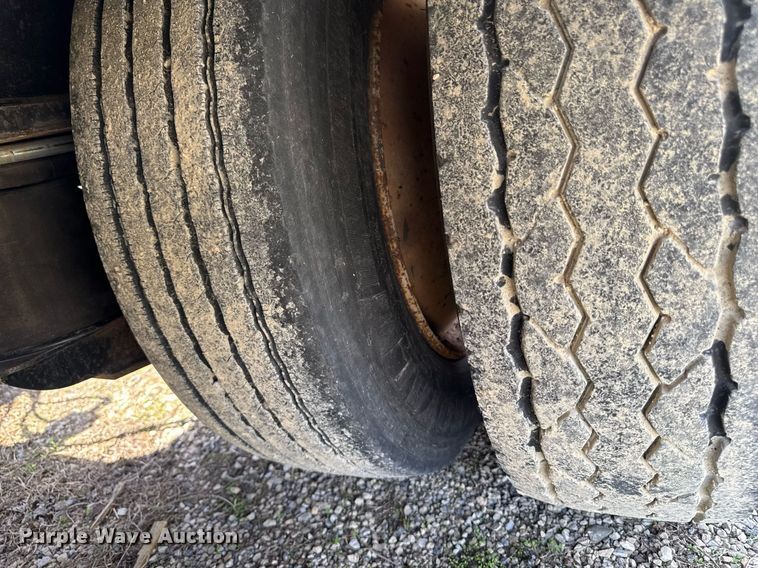 image for item DV2611 2012 XL Specialized Trailers XL110HDG lowboy equipment trailer