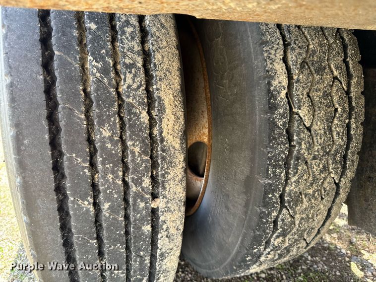 image for item DV2611 2012 XL Specialized Trailers XL110HDG lowboy equipment trailer