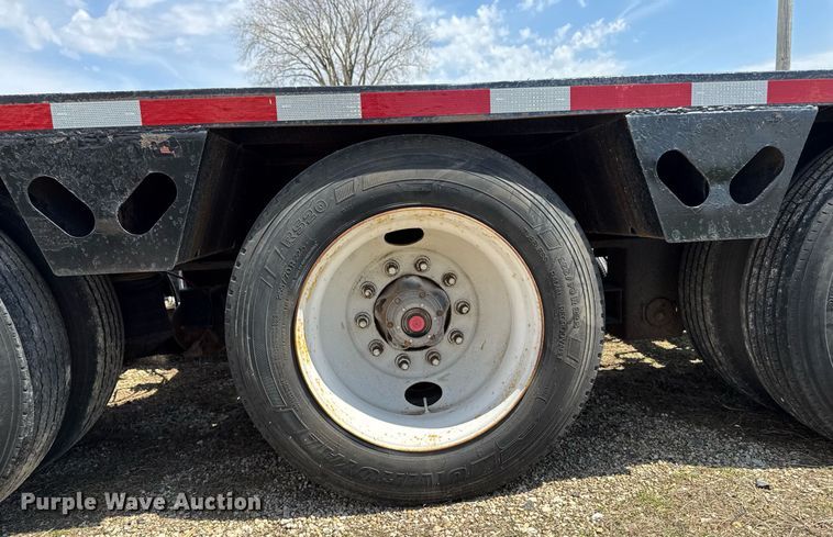 image for item DV2611 2012 XL Specialized Trailers XL110HDG lowboy equipment trailer