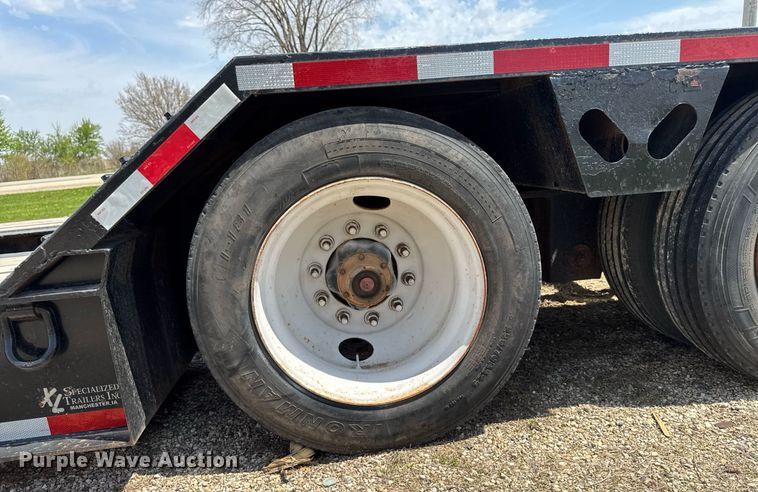 image for item DV2611 2012 XL Specialized Trailers XL110HDG lowboy equipment trailer