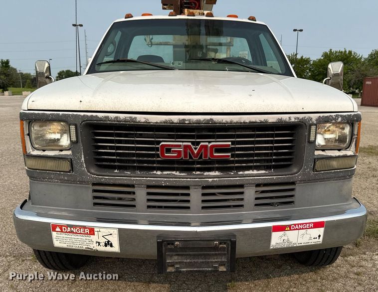 image for item DV2714 2000 GMC 3500HD SL bucket truck