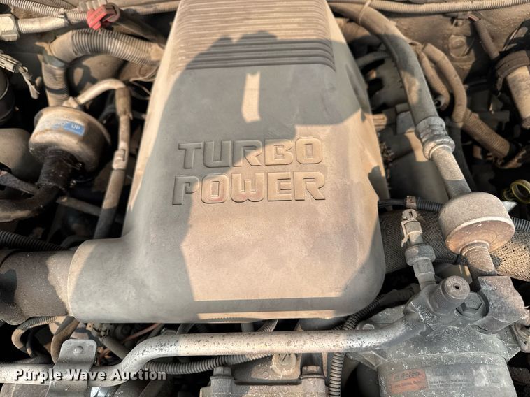 image for item DV2714 2000 GMC 3500HD SL bucket truck