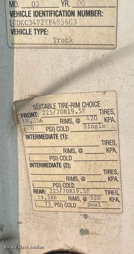 image for item DV2714 2000 GMC 3500HD SL bucket truck