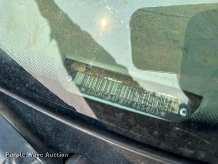 image for item DV2714 2000 GMC 3500HD SL bucket truck