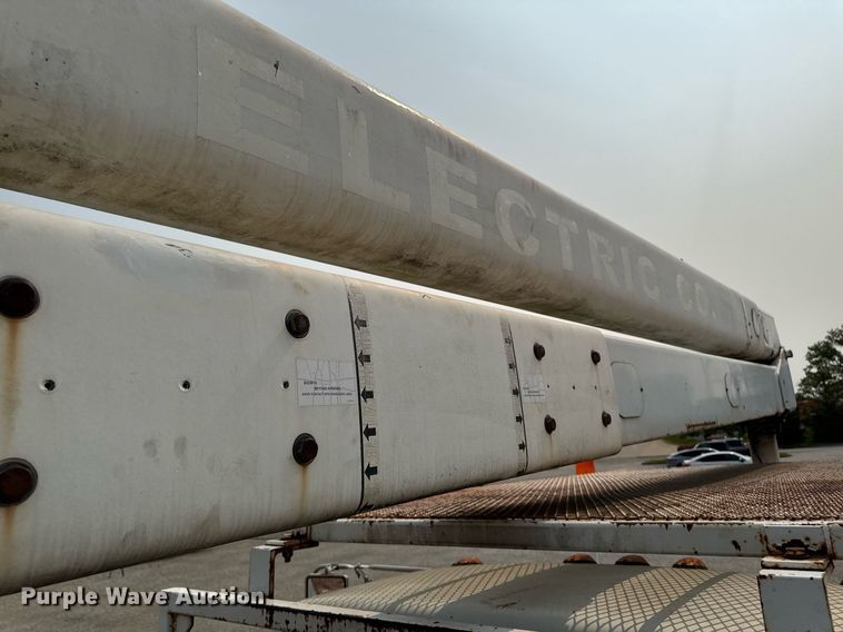 image for item DV2715 2000 GMC C7500 bucket truck