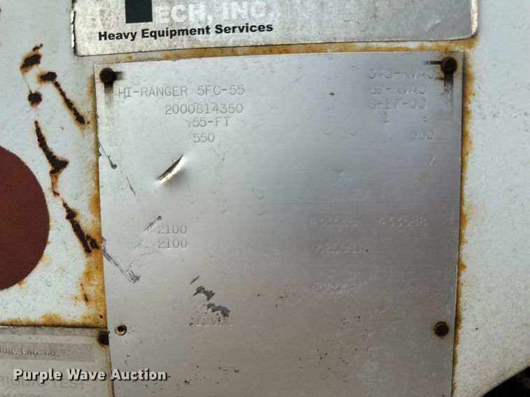 image for item DV2715 2000 GMC C7500 bucket truck