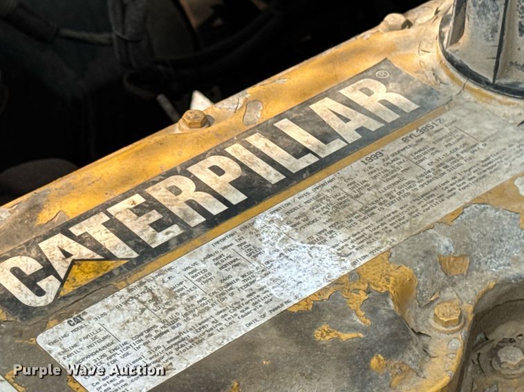 image for item DV2715 2000 GMC C7500 bucket truck