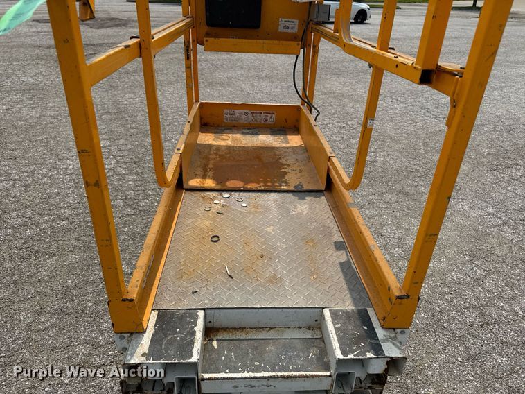 image for item DV2719 2016 HY-BRID 1430 scissor lift