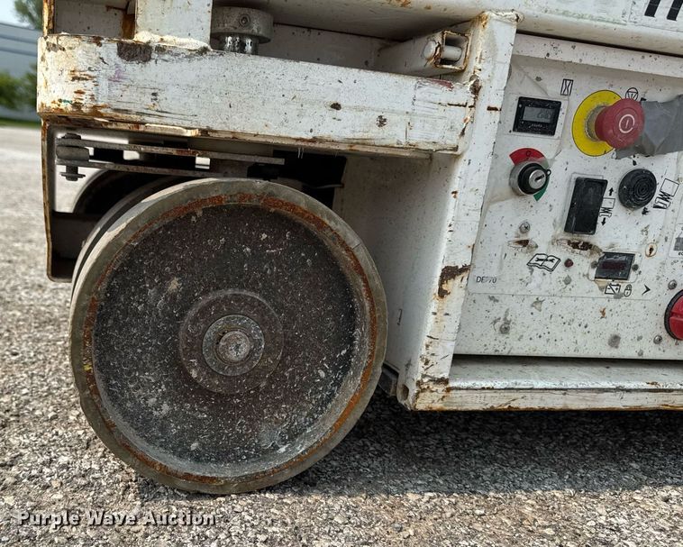 image for item DV2719 2016 HY-BRID 1430 scissor lift