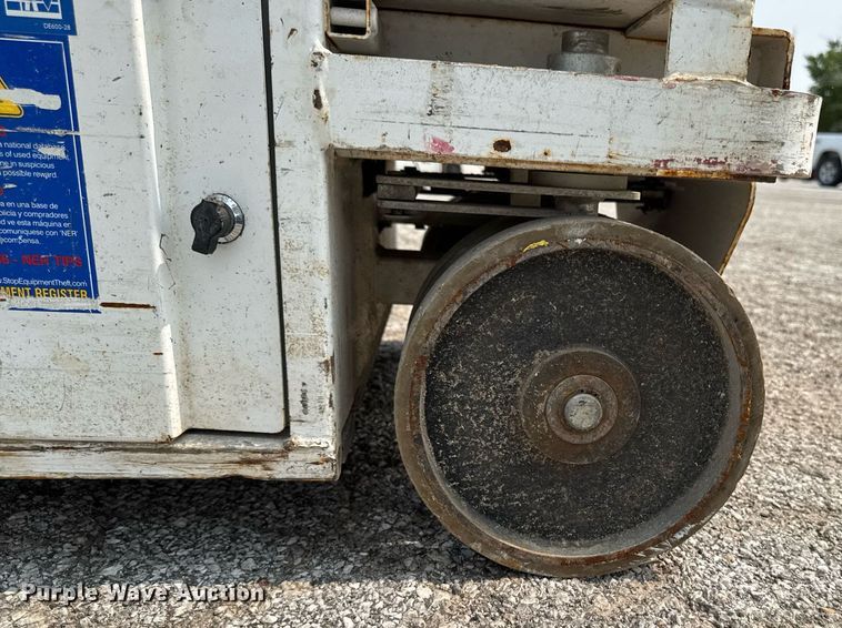 image for item DV2719 2016 HY-BRID 1430 scissor lift