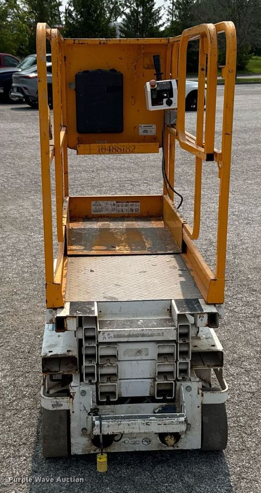 image for item DV2720 2015 HY-BRID 1430 scissor lift