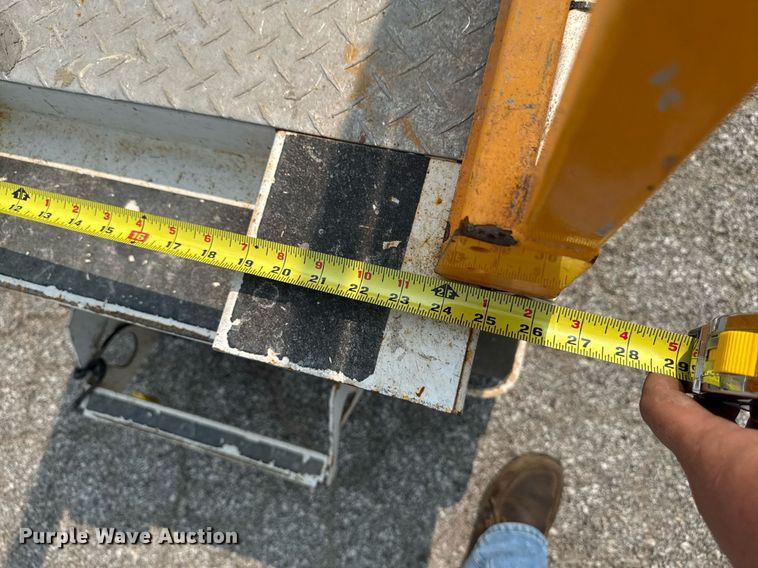 image for item DV2720 2015 HY-BRID 1430 scissor lift