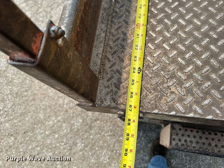 image for item DV2722 1993 Skyjack SJ-3220 scissor lift