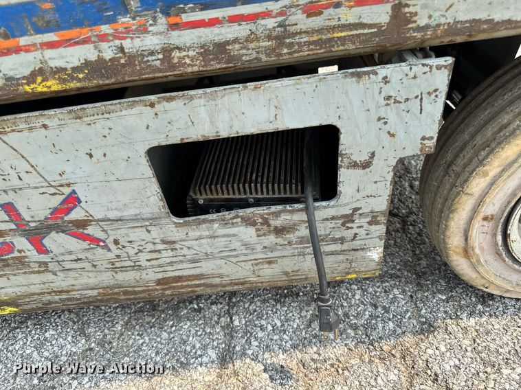 image for item DV2723 1993 Skyjack SJ-3220 scissor lift