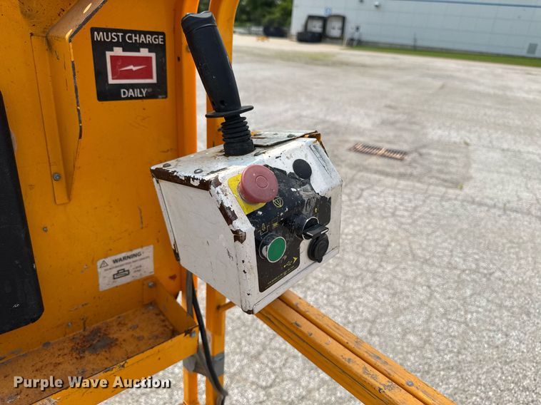 image for item DV2725 2016 HY-BRID 1430 scissor lift