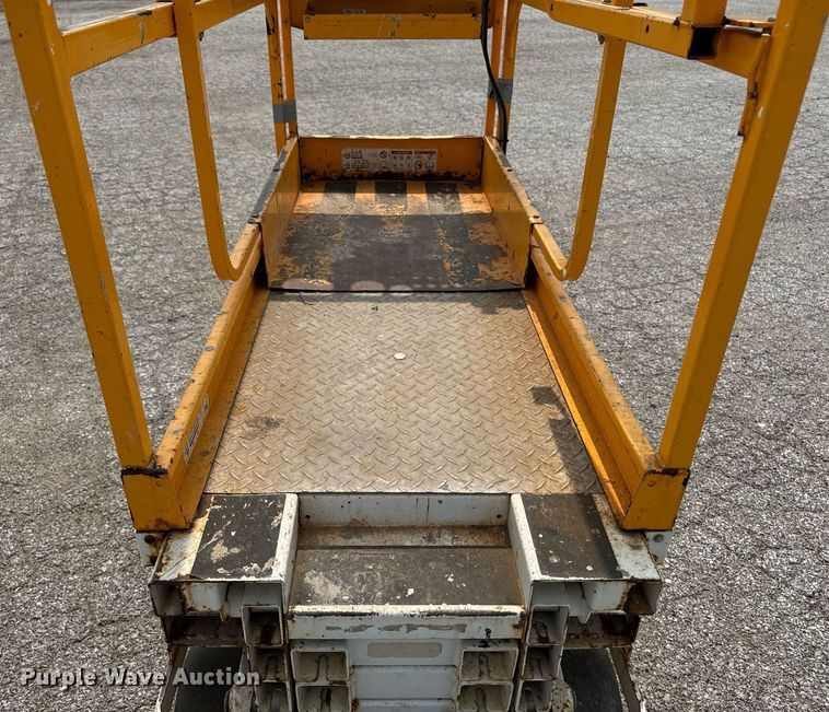 image for item DV2725 2016 HY-BRID 1430 scissor lift