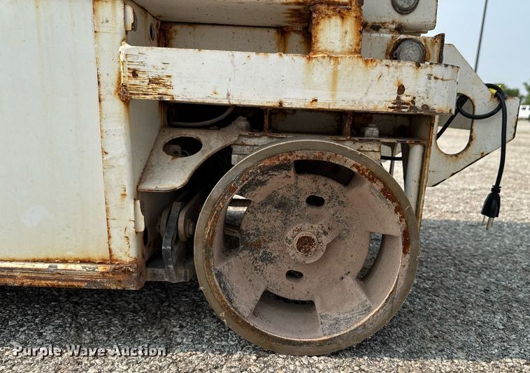 image for item DV2725 2016 HY-BRID 1430 scissor lift