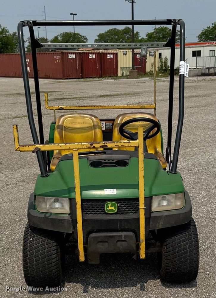 image for item DV2726 2014 John Deere Gator CV utility vehicle