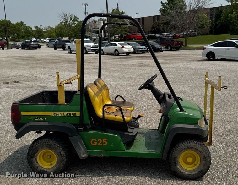 image for item DV2726 2014 John Deere Gator CV utility vehicle