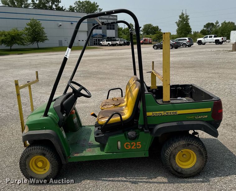 image for item DV2726 2014 John Deere Gator CV utility vehicle