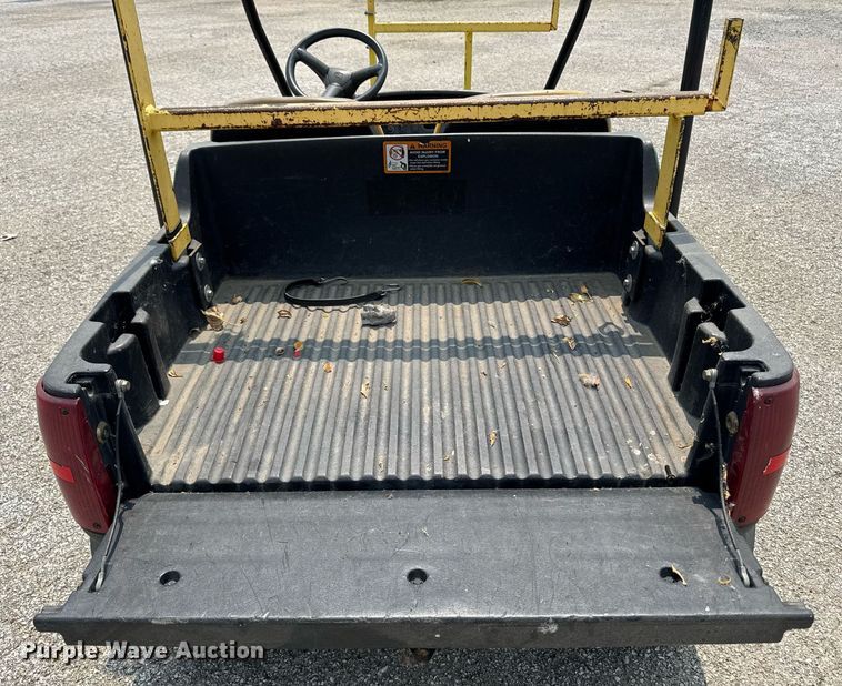 image for item DV2726 2014 John Deere Gator CV utility vehicle