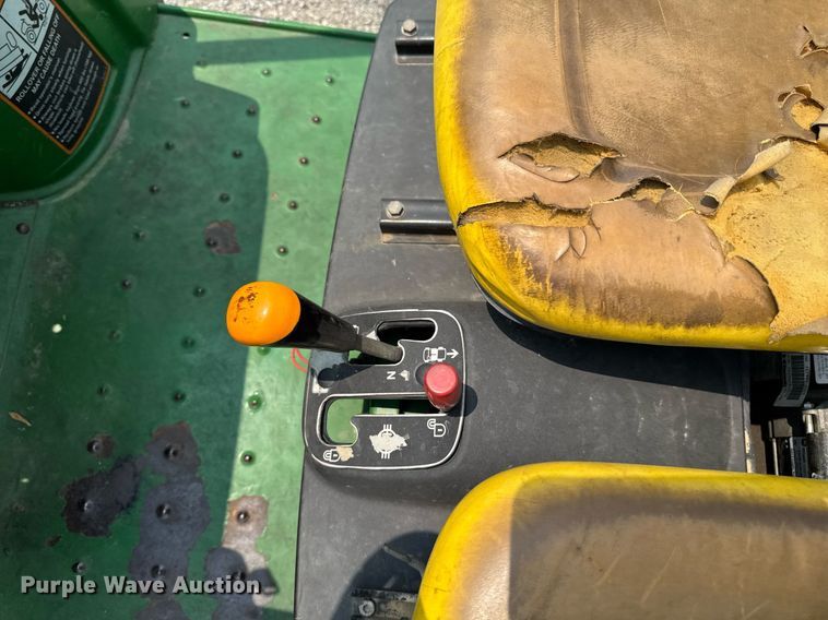 image for item DV2726 2014 John Deere Gator CV utility vehicle