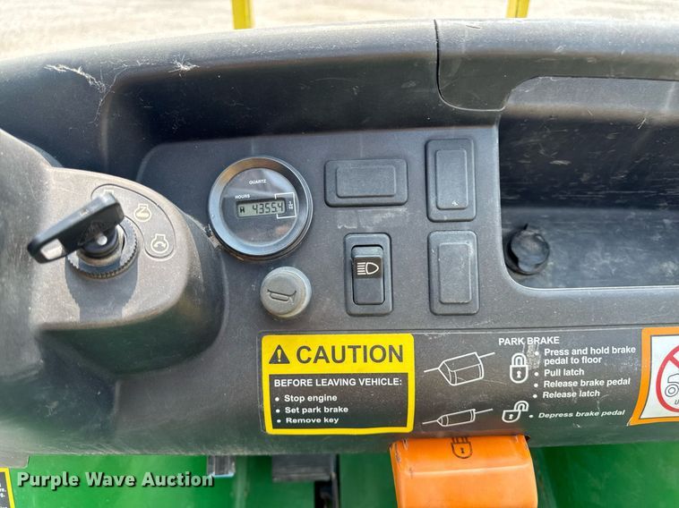image for item DV2726 2014 John Deere Gator CV utility vehicle