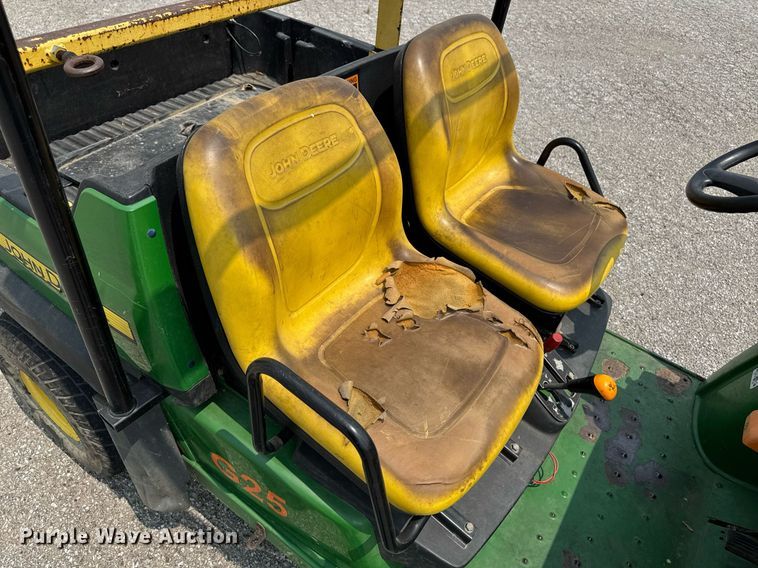 image for item DV2726 2014 John Deere Gator CV utility vehicle