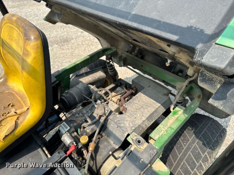 image for item DV2726 2014 John Deere Gator CV utility vehicle