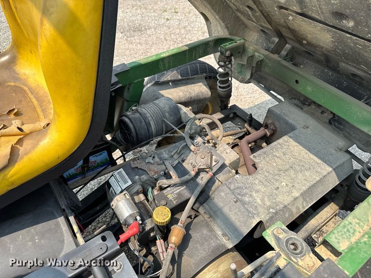 image for item DV2726 2014 John Deere Gator CV utility vehicle
