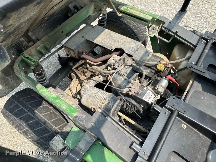 image for item DV2726 2014 John Deere Gator CV utility vehicle