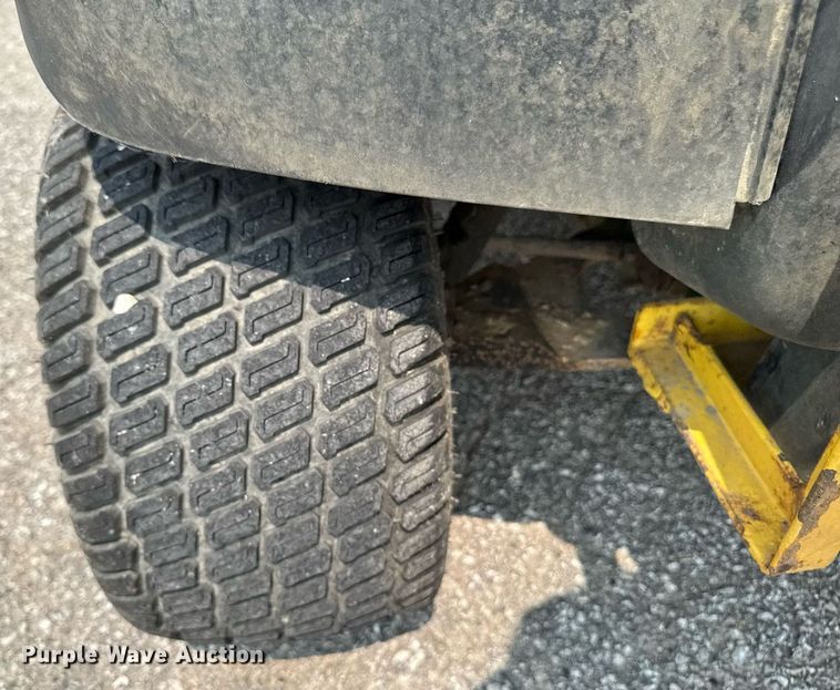 image for item DV2726 2014 John Deere Gator CV utility vehicle