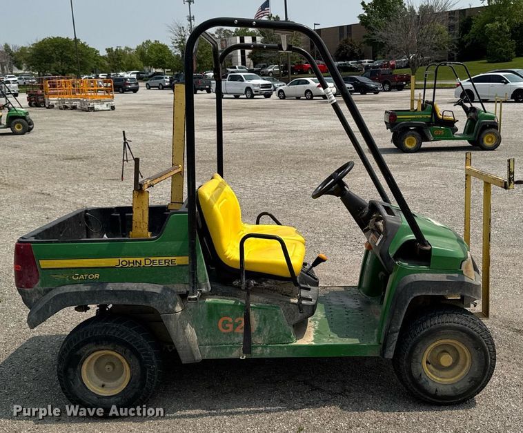image for item DV2727 2014 John Deere Gator CV utility vehicle