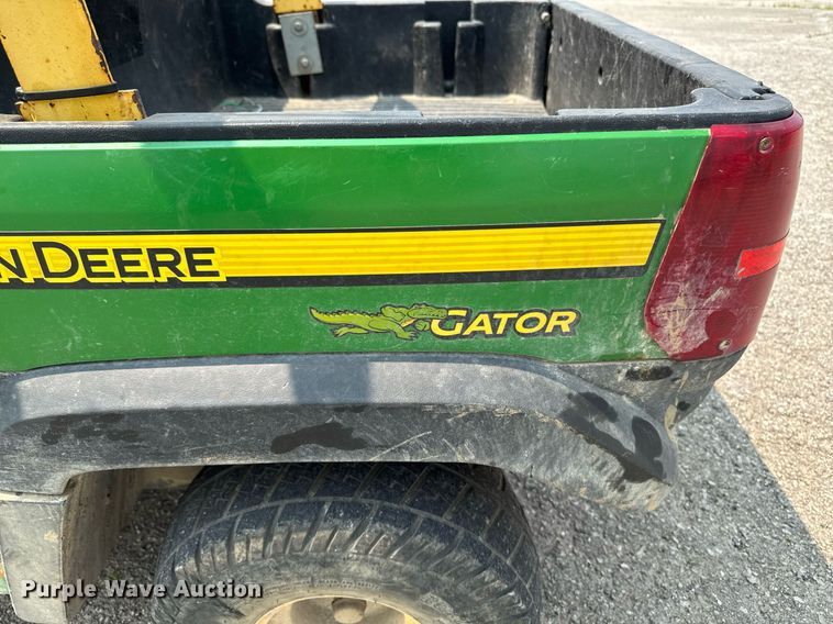 image for item DV2727 2014 John Deere Gator CV utility vehicle