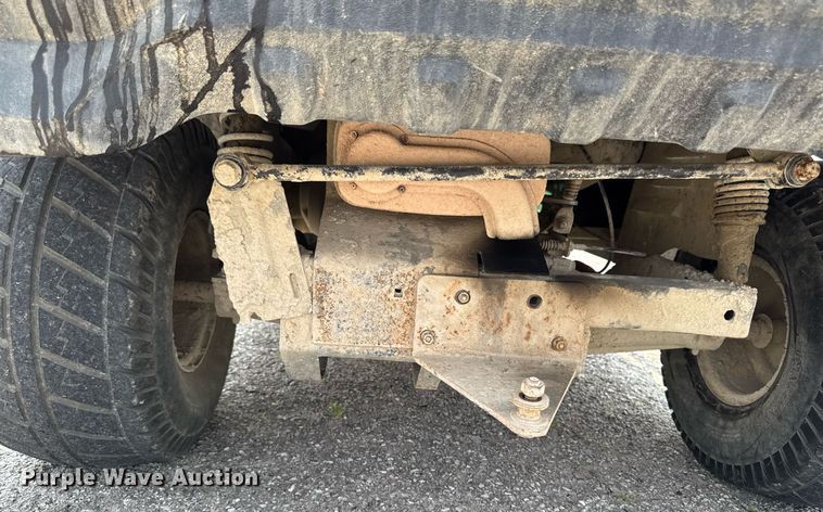 image for item DV2727 2014 John Deere Gator CV utility vehicle