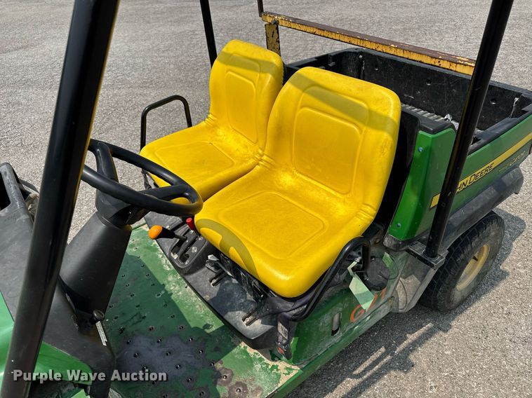 image for item DV2727 2014 John Deere Gator CV utility vehicle