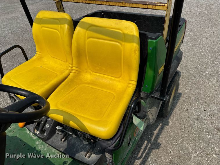 image for item DV2727 2014 John Deere Gator CV utility vehicle