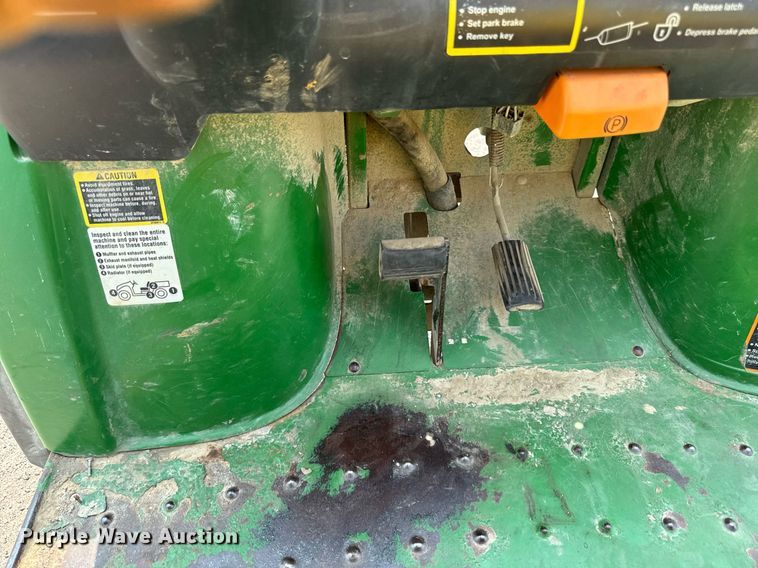 image for item DV2727 2014 John Deere Gator CV utility vehicle