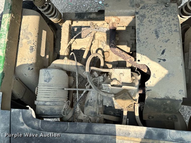 image for item DV2727 2014 John Deere Gator CV utility vehicle