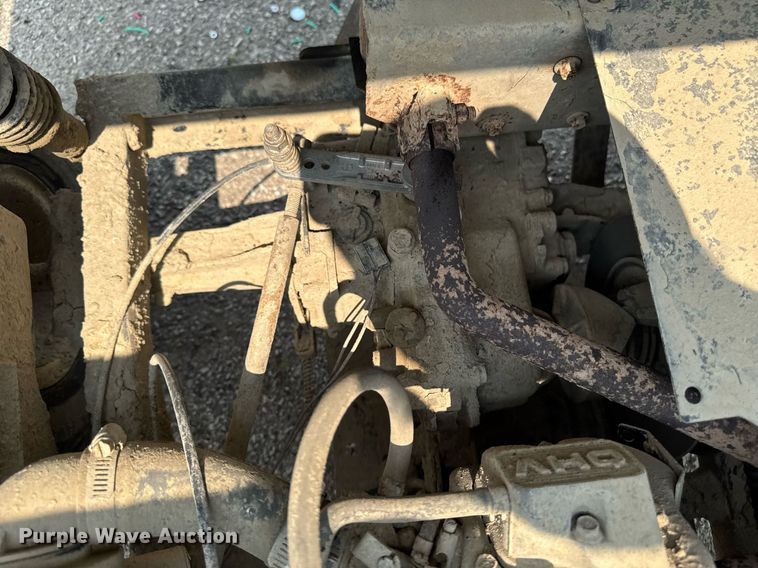 image for item DV2727 2014 John Deere Gator CV utility vehicle