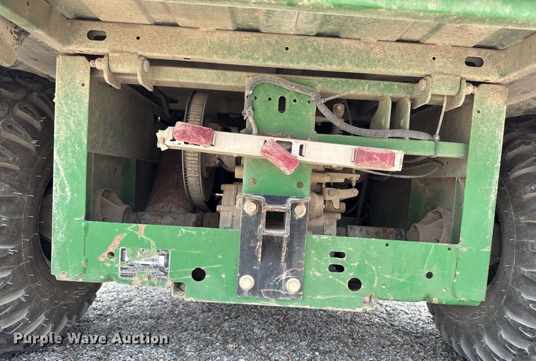 image for item DV2728 2011 John Deere Gator TS 4x2 utility vehicle