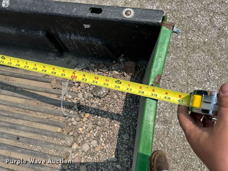 image for item DV2728 2011 John Deere Gator TS 4x2 utility vehicle