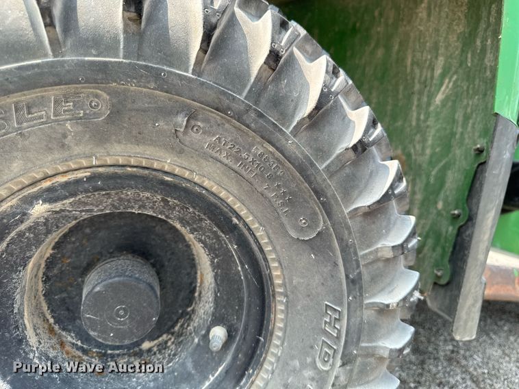 image for item DV2728 2011 John Deere Gator TS 4x2 utility vehicle