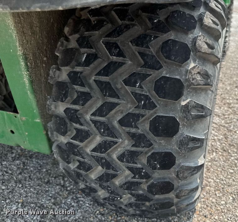 image for item DV2728 2011 John Deere Gator TS 4x2 utility vehicle