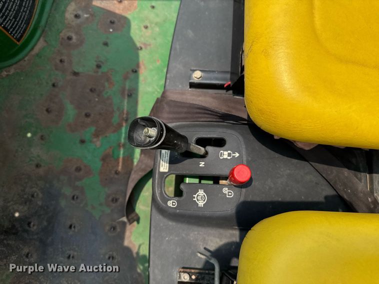 image for item DV2729 John Deere Gator CX utility vehicle